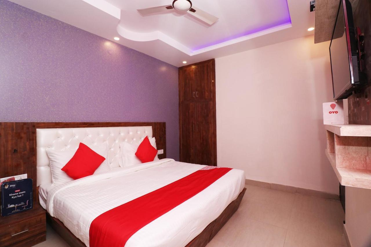 ניו דלהי Oyo 25130 Hotel Royal Inn מראה חיצוני תמונה